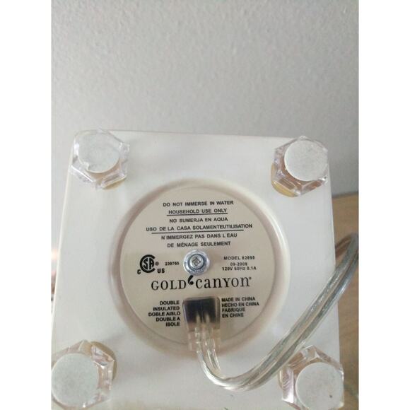 Gold Canyon White Electric Scent Pod Holder Candle Warmer w/ Timer Model 82898 - Picture 5 of 6